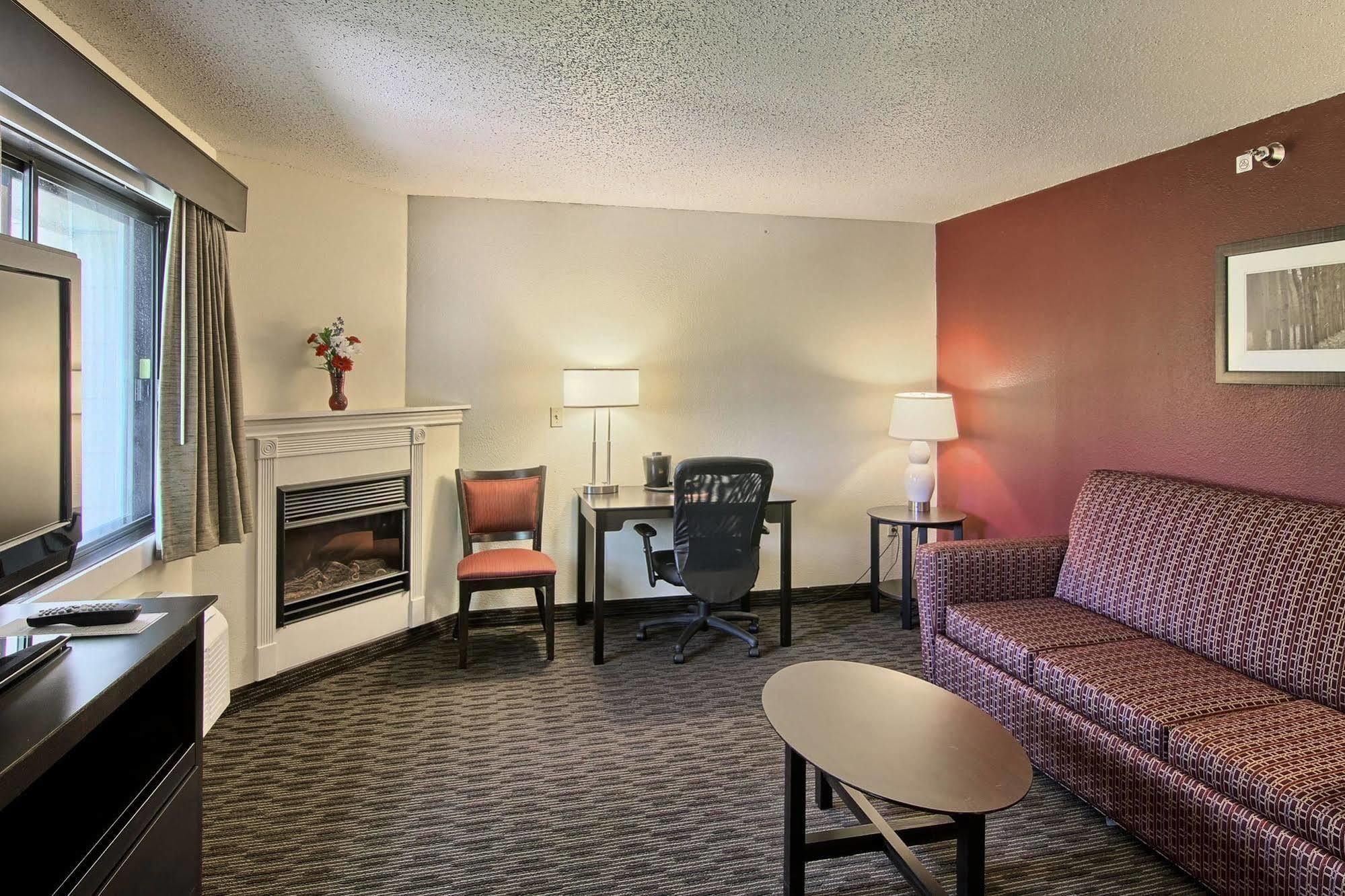 Blossom Hotel & Suites Traverse City Buitenkant foto